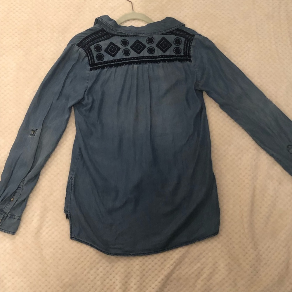 Button down (small) - Picture 2 of 5